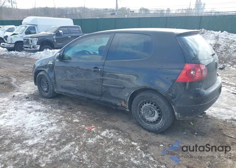 2007 Volkswagen Rabbit 2-Door z USA, uszkodzony, nr VIN WVWBR71K97W246141